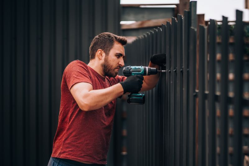 Who Does Fence Service